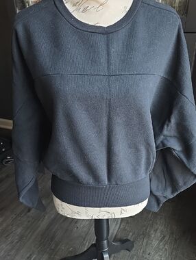 Beyond Yoga Black Crewneck Sweatshirt - Relaxed Fit